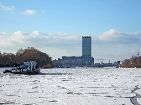 Schiff im Eis - Berlin (Berlin)