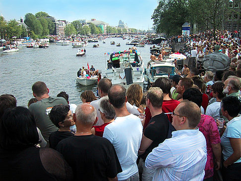 Boote im Kanal - Niederlande (Amsterdam)