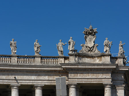 Statuen am Petersplatz - Vatikanstaat